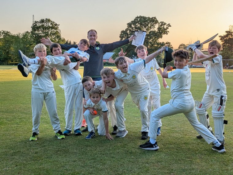 Budleigh Salterton Cricket Club (@budleighcc) on Twitter photo Well deserved victory for U11! #Pitchero
budleighcc.co.uk/news/well-dese… Well deserved victory for U11! #Pitchero
budleighcc.co.uk/news/well-dese…