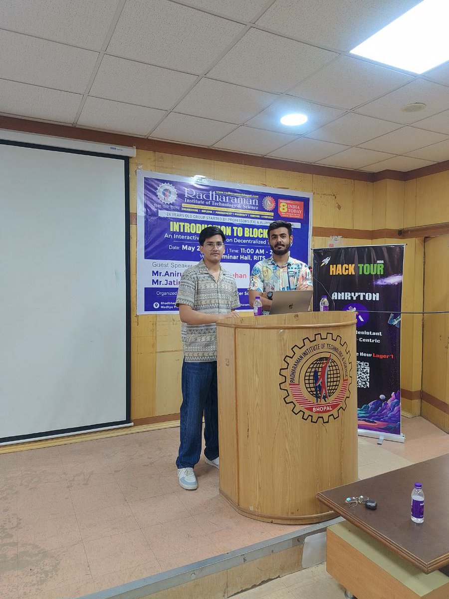 sadique_dev's tweet photo. Organizing my first blockchain event felt surreal!

Hosted “Intro to Blockchain &amp; @AnrytonTech ” at college in collab with @HackTourIND

⚡️ 170+ attendees
💸 P2P token transfers
🎁 Surprise giveaways

Loved the vibe &amp; got to connect with the Co-Founder too!

#Blockchain #Web3 https://t.co/3IUWyS7Mr9