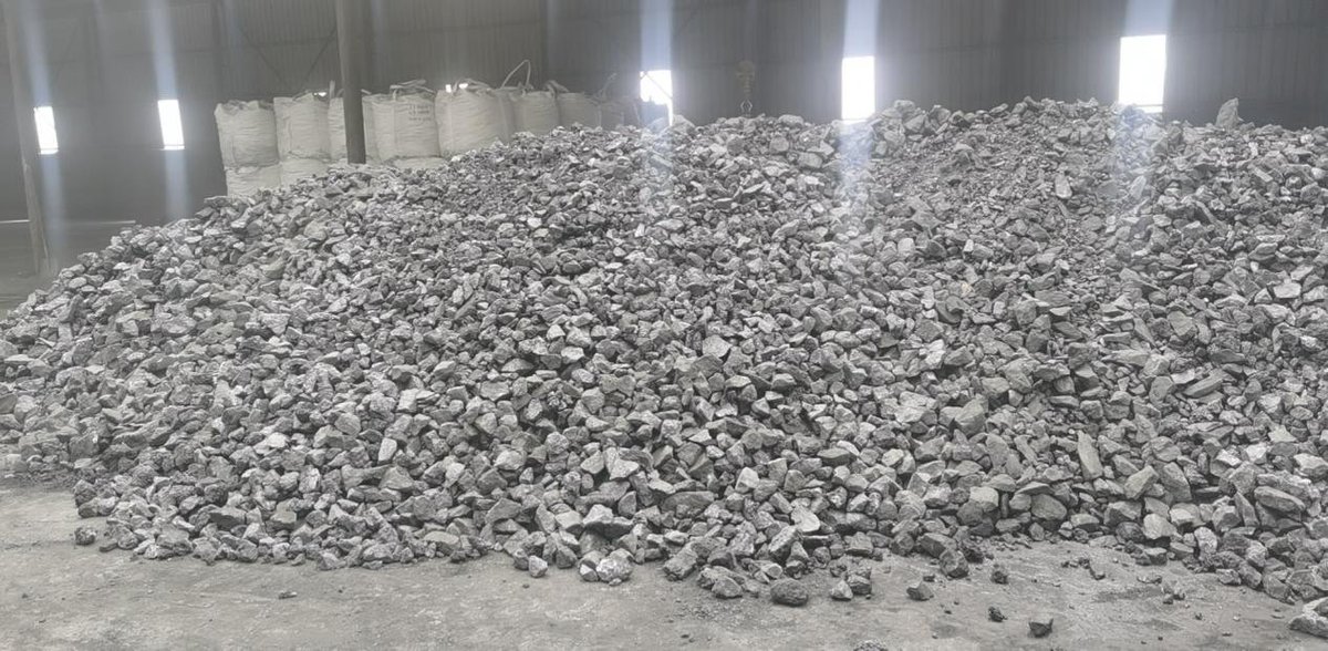 westasia_export's tweet photo. High Carbon Silicon
Si 65%min
C 15%min
S 0.05%max
P 0.05%max
SiO2 0.2%max
If you have any needs, please inquire
📫：info@wasiatrade.com
🌐：https://t.co/EsPtCC0x5I..
#ferrosilicon #siliconmetal #steelmaking #foundry  #aluminumingot #Metallurgical #siliconcarbonalloy https://t.co/Gq3uK8rS5I