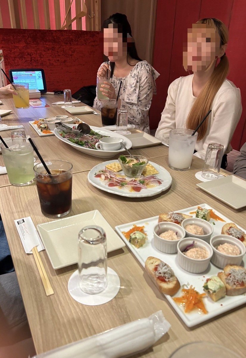先日、新入生歓迎会を行いました！🌸
今年は10名の方が入部してくれました！
今回の交流会で初めましての方もいて、大学生活のことから日常生活のことまで色んな話題で盛り上がりました！

水泳部の入部受付は一度締め切ります。
体験、見学をしてくださった学生の皆さん、ありがとうございました！