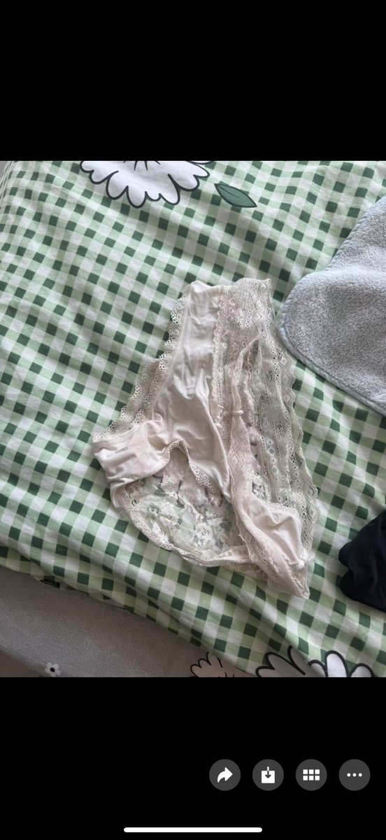 yuewei9497's tweet photo. 分享老婆的内裤，只接受同城交换，接受寄穿返图等，有兴趣的小伙伴可以私信了（西安） https://t.co/9msdZtnivJ