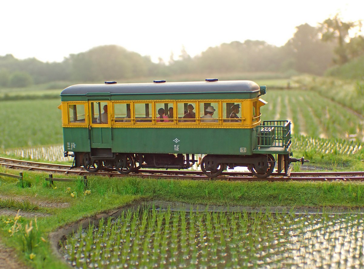 朝焼けの光の中に立つ影はー！

#Ｏナロー