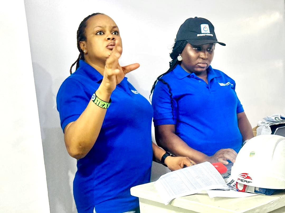 Energyswitchoil's tweet photo. Walk-in or place your order through our contacts.

Visit our Lube Mart: 1 Lanre Awolokun Street, Gbagada phase 2, Lagos.
Home delivery available!
Call us: 07034004749 | 08160157225
#forteoil
#mobil 
#conoil 
#total 
#mrs 
#nnpc https://t.co/7BNYBx7stl