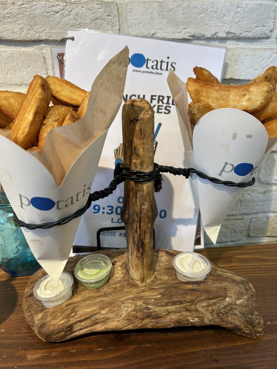 tetsuconsa's tweet image. フレンチフライ！
シェイク！

1日中延々と食べていたいやつ。
#potatis