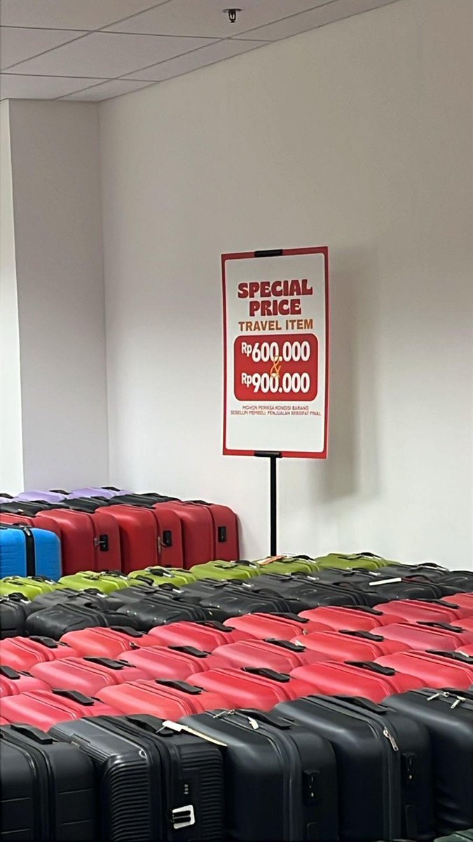 juliet_devina's tweet photo. Samsonite &amp; American tourists lagi SALE GEDE”AN😍👊
Koper jadi 600rb aja 😩😭 WAKTU TERBATAS YA SAAT MASUK &amp; antrinya luar biasaa
Kapan lagi koper samsonite sale anjlok kyk begini🥹
Yg mau bs lgsg join grup di link bio yaa

https://t.co/tWbbz5s4UG https://t.co/ac8CTCodLM