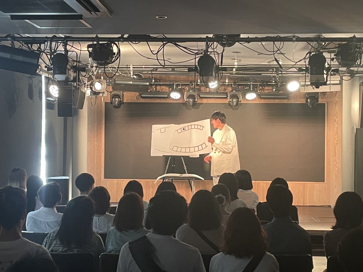 shogakusai_2025's tweet image. 【名古屋予選】
🎙️笑学祭名古屋予選2日目✨
名古屋予選2日目の様子です🙇
Bブロック
⚡️No.842 だいこむ⚡️
無所属
#笑学祭
#ワタナベお笑い