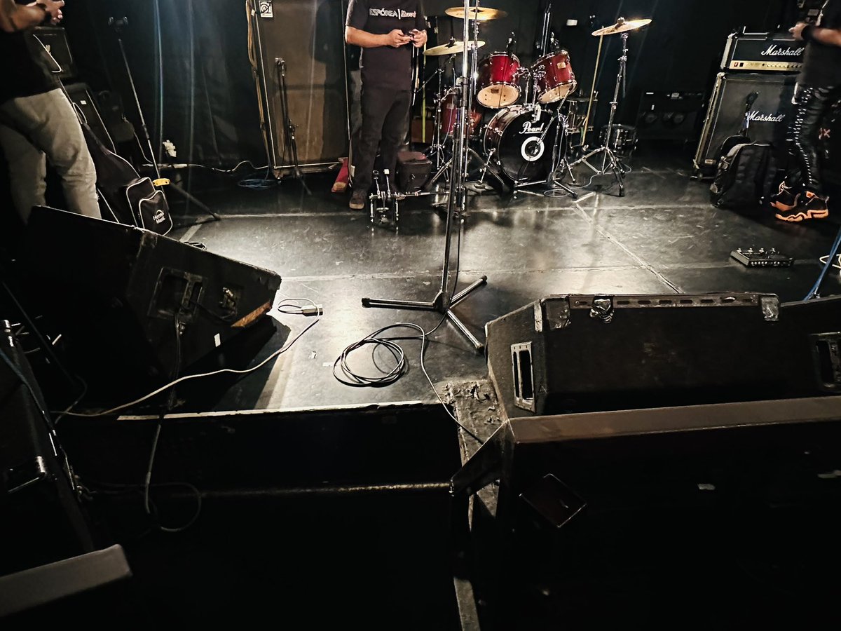 beastlight_mxjp's tweet photo. 【ツアーダイアリー】
5日目はここ、
新大久保Earthdom！

「今日、めさんこ暑いなぁ」 https://t.co/JbTdC9n7t4