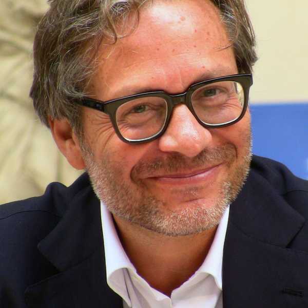 Ilsuggeritore's tweet image. Oggi a #Cult, il quotidiano culturale @radiopopmilano h 11.30: il Festival di #Cannes, il nuovo festival di fotografia d’architettura #Fotogrammi, lo spettacolo #Arrusi @TFilodrammatici; #MassimoRecalcati sul suo libro #Unodivisodue @feltrinellied…