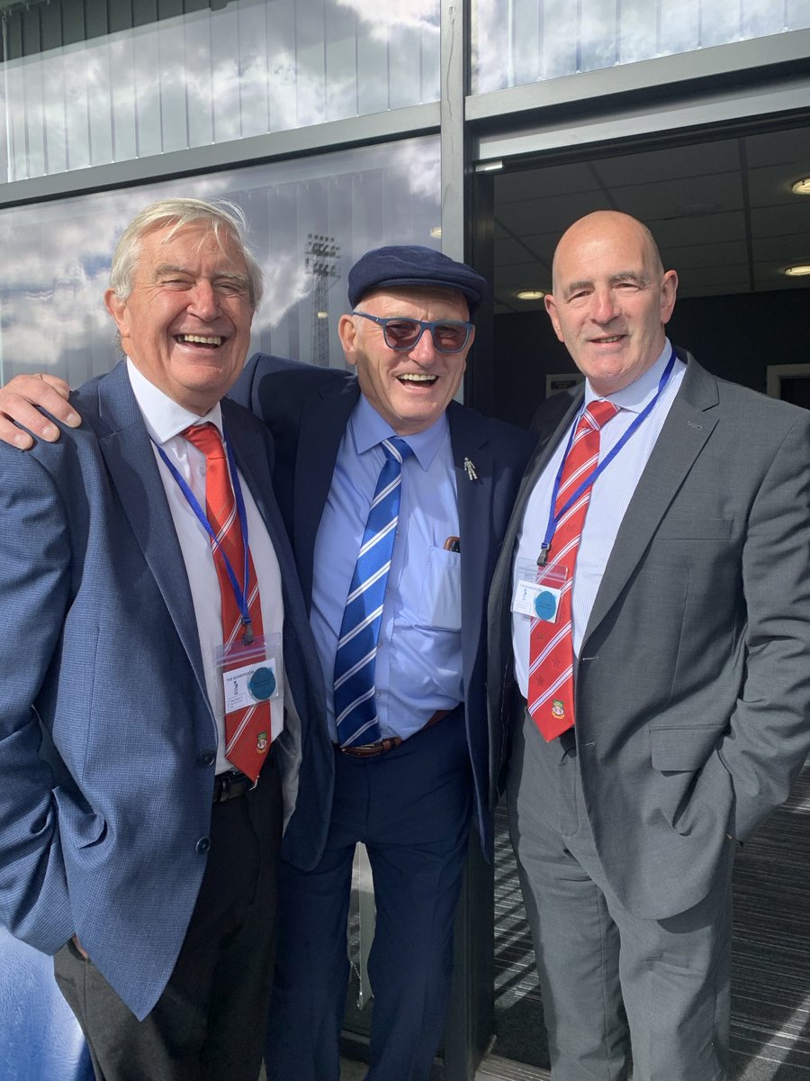 Congratulations to Frank and all ⁦<a href="/OfficialOAFC/">(P) Oldham Athletic</a>⁩ on the win last night, good luck in the final, be great to see you back in the EFL👍