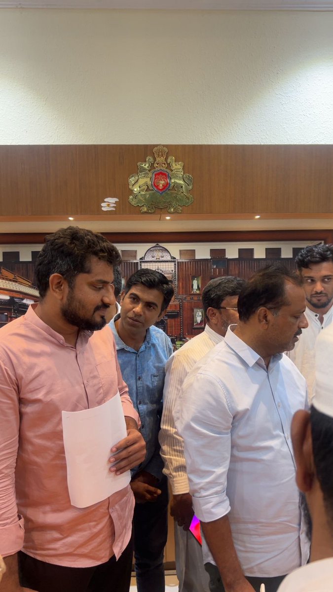 ArfathShafi's tweet photo. Along with U. T. Khader
Speaker of the Karnataka Legislative Assembly
@utkhader https://t.co/z0Qrgq8cVq