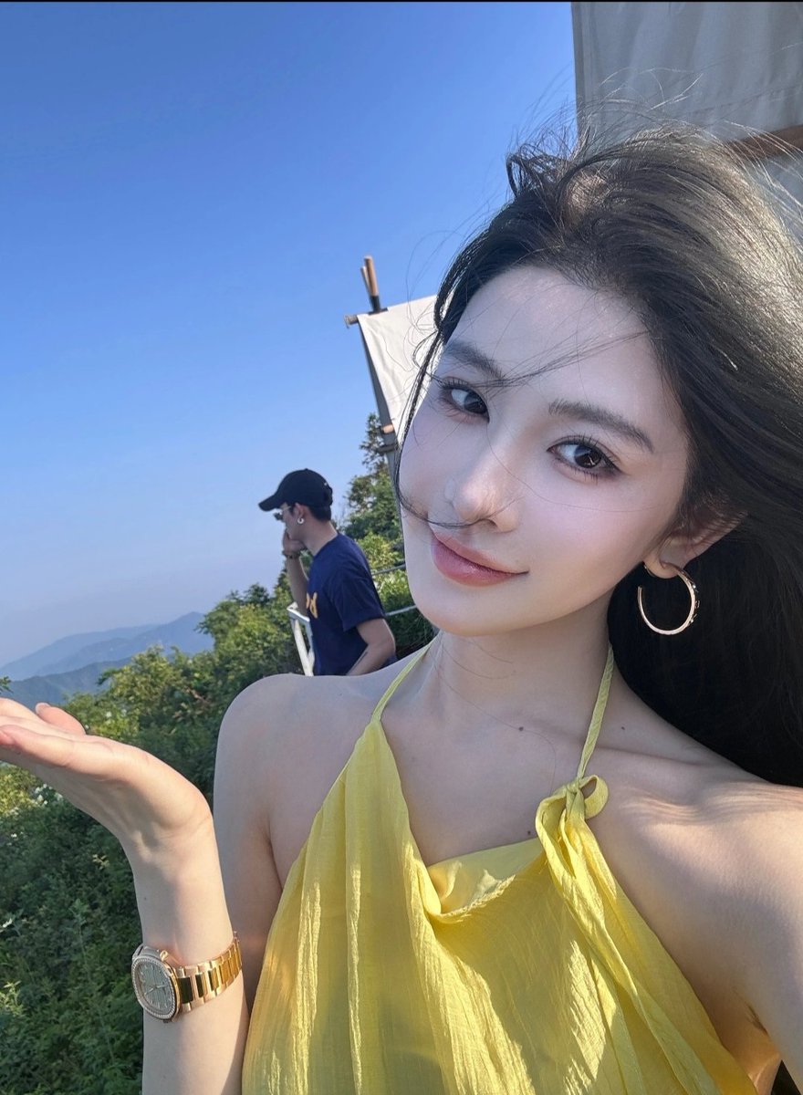 wangx940927's tweet photo. 保佑我的人生是一万次歪打正着 https://t.co/3hHm8Y5Ovg