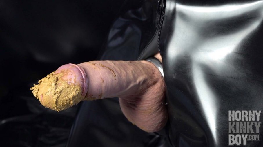 Good morning 🐷

Who can handle my massive uncut cock and lick off the light brown shit with their tongue until my dick head is clean again? 🤔😁

Don't forget to clean under my foreskin 🍆🧀😛

LIKE &amp; RT to do your job, fags and slaves 😈

#gayscat #scat #scatfetish #scatophile