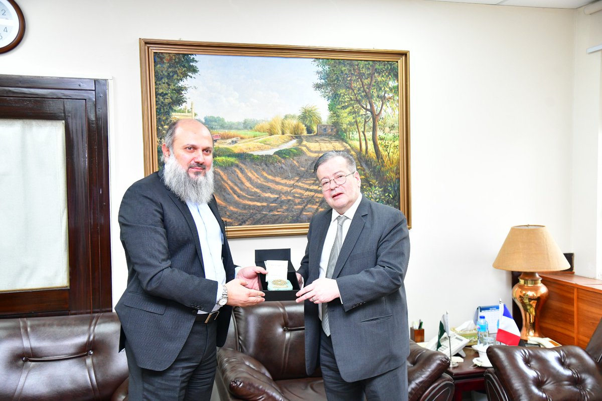France in Pakistan π«π·πͺπΊ (@franceinpak) on Twitter photo π«π·π΅π° Fruitful discussions between the ambassador of <a href="/FranceinPak/">France in Pakistan π«π·πͺπΊ</a> and the federal minister for commerce <a href="/jam_kamal/">Jam Kamal Khan</a> on bilateral economic and commercial relations. π«π·π΅π° Fruitful discussions between the ambassador of <a href="/FranceinPak/">France in Pakistan π«π·πͺπΊ</a> and the federal minister for commerce <a href="/jam_kamal/">Jam Kamal Khan</a> on bilateral economic and commercial relations.