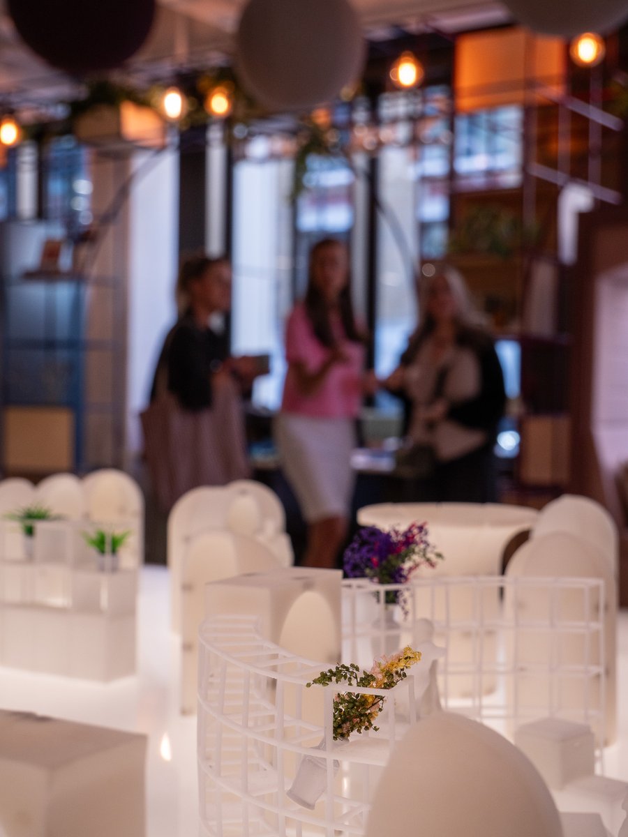 Spacestor tweet media