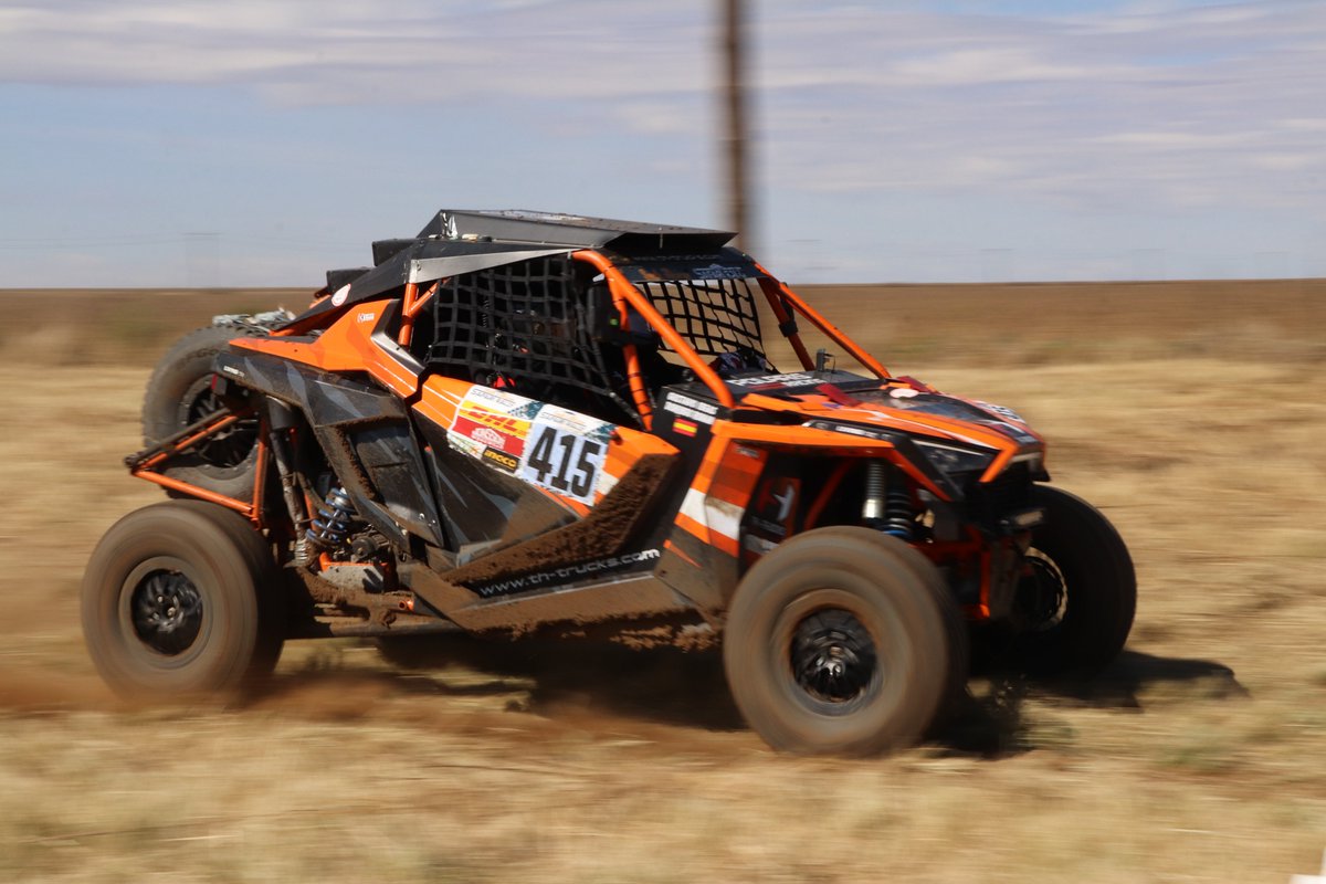 Great to not only have participants of the SA Safari Rally refuel on-site, but also have them visiting our filling stations!
<a href="/OfficialW2RC/">World Rally-Raid Championship 🚗 🏍</a> 
#sasafarirally #W2RC