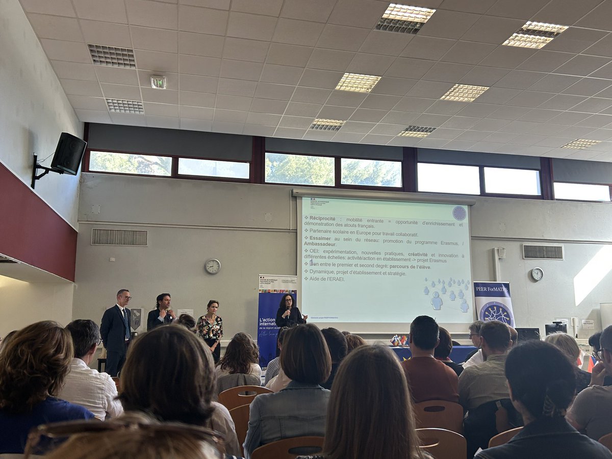 Laetitia UTZERI (@laetitiautzeri) on Twitter photo Début des restitutions des groupes de mobilité.
▶️ Dégager les points saillants
▶️ Quoi et comment appliquer ces recommandations à l’échelle française ?
<a href="/PEER2FORMATHS/">PEER2FORMATHS</a> Début des restitutions des groupes de mobilité.
▶️ Dégager les points saillants
▶️ Quoi et comment appliquer ces recommandations à l’échelle française ?
<a href="/PEER2FORMATHS/">PEER2FORMATHS</a>