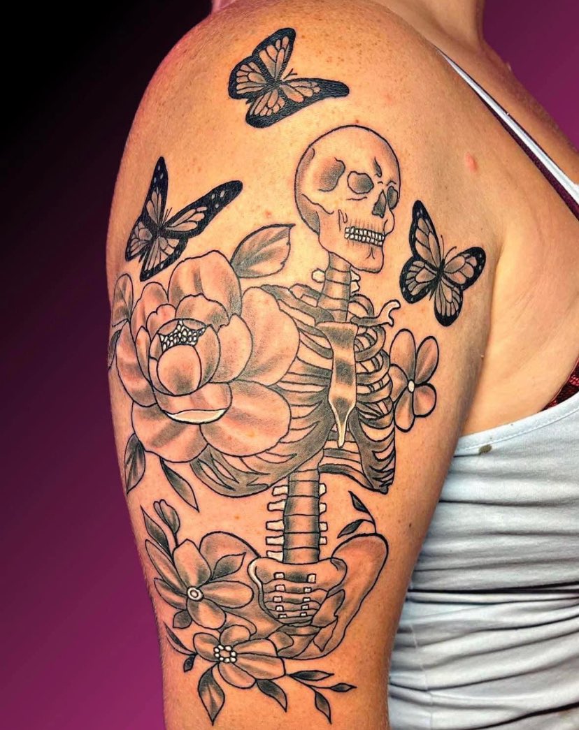 I got nice inks and availability I can also draw up a perfect design for your ideas
❣️❤️❣️