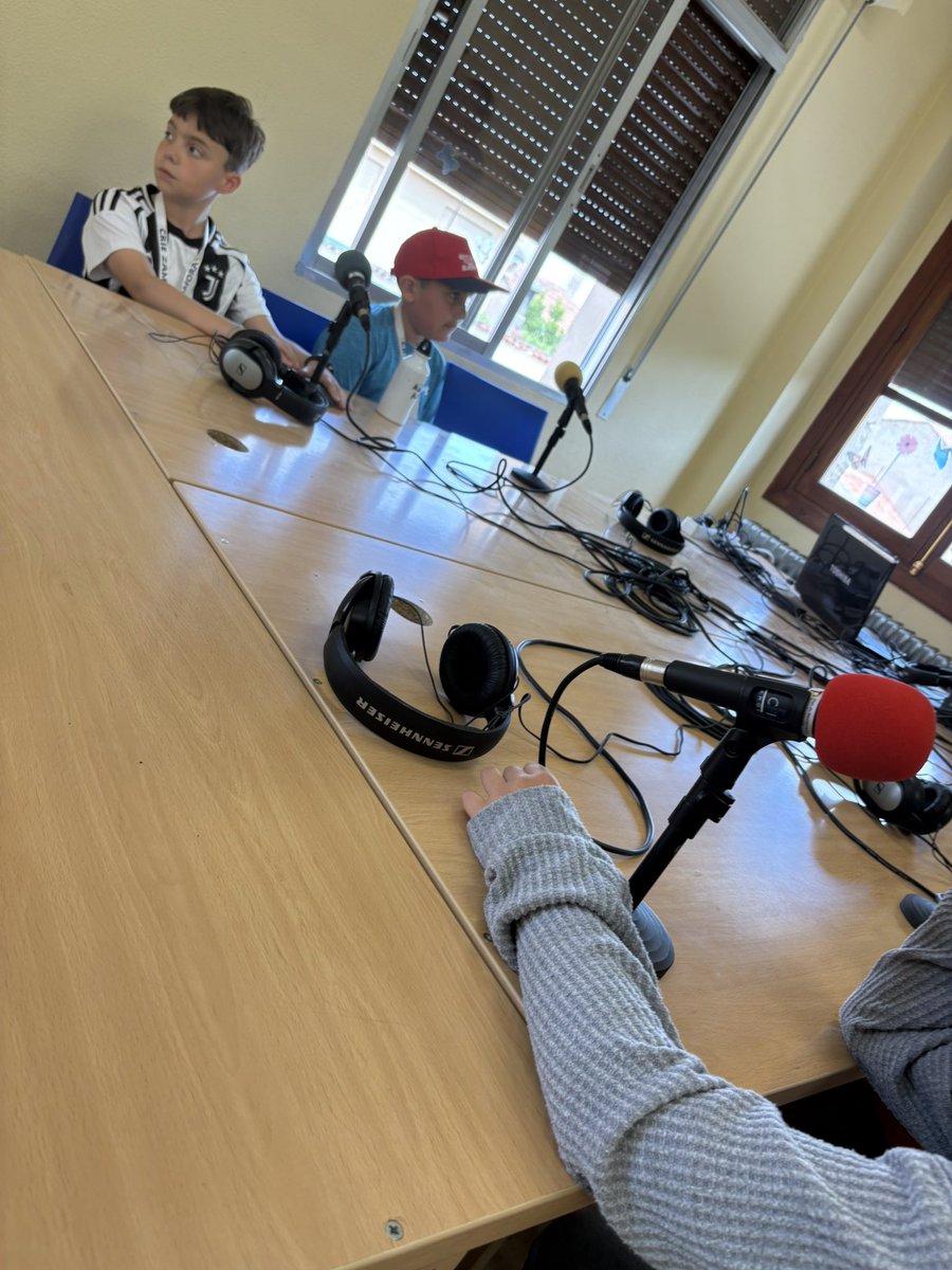 Kings Lander Primary Academy tweet media