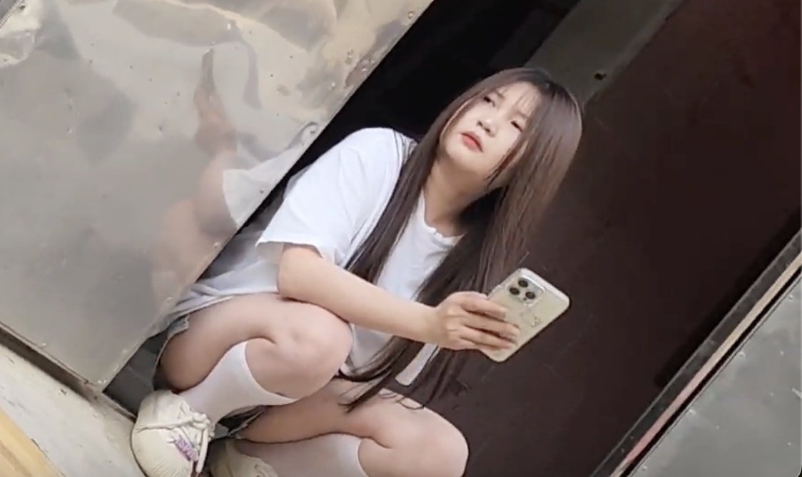 武汉贸易二路,好多站街女.有少妇也有少女。一百五到两百叫你去吃快餐,兄弟们觉得怎么样?
电报主页可以获取更多资源,这两天白天天气太热注意防暑。 https://t.co/0zNlKPLZVw