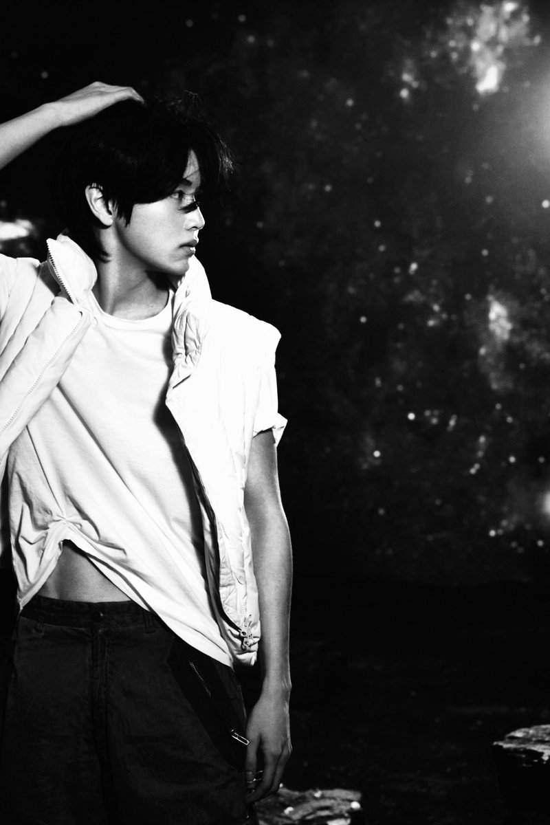 sunigchan's tweet photo. Lost in the stars, but never off course. In the silence of space, I listen to the fire inside me. https://t.co/W0x4nw9x2k