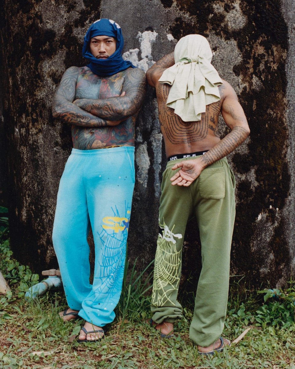 Wereportonline's tweet image. สั่นสะเทือนทั่วโลก! "SP5DER" กับแคมเปญล่าสุดที่ถ่ายทำในไทย ผสานสตรีทแวร์กับวิถีชีวิตแบบไทย
.
อ่านข่าวต่อได้ที่ : wereportnews.com/2025/05/%e0%b8…
.
#SP5DER #สตรีทแวร์ #ประเทศไทย #BrandFactory #ถ่ายทำในประเทศไทย #แฟชั่น #แคมเปญ #วิถีชีวิตไทย #รันเวย์ #ครีเอทีฟ #ไวรัล #EconToday #ข่าวWRN