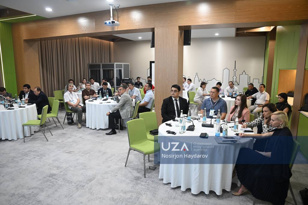 CFLA_gov_lv's tweet image. 🇱🇻🇺🇿🤝Taškenta 20.-21.maijs
Seminārs “Strategic communication and communication of new sectoral strategies” pulcē pārstāvjus no dažādām valsts iestādēm un informācijas dienestiem, lai stiprinātu stratēģisko komunikāciju un veicinātu efektīvāku dialogu ar sabiedrību.

#LATDEV #GIZ