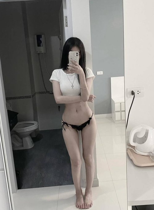 情到深处腿自开 
看你对我的感情有多少   
#新加坡约炮 #马来西亚约炮