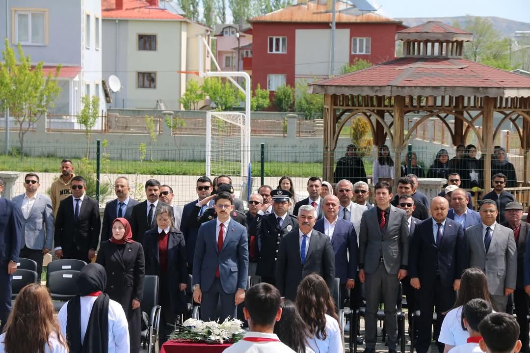 ulasmem's tweet photo. 19 Mayıs Atatürk’ü Anma Gençlik ve Spor Bayramı ilçemizde düzenlenen gösterilerle coşkuyla kutlandı.
@sivasmem 
@erdogan_fatih66 https://t.co/6jn1TpzyMa