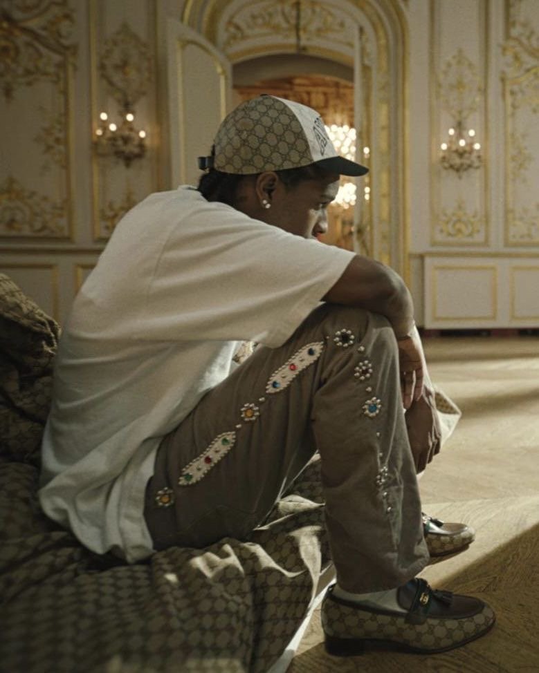 the culture | magazine (@galactamelanin) on Twitter photo 