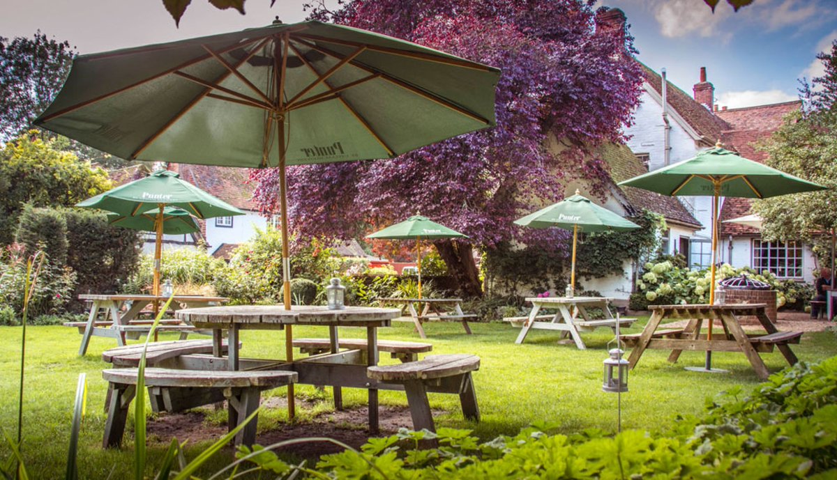 TheBBDirectory's tweet photo. The Thomas Lord has once again proven its charm — recently named Runner Up for Destination Pub in the Muddy Stilettos Awards for Hampshire! Book your stay here this Spring for a fantastic experience!
https://t.co/1nuoz2D34s
@ThomasLordPub #MeonValley #HampshirePubs https://t.co/cnSBSUx0J0