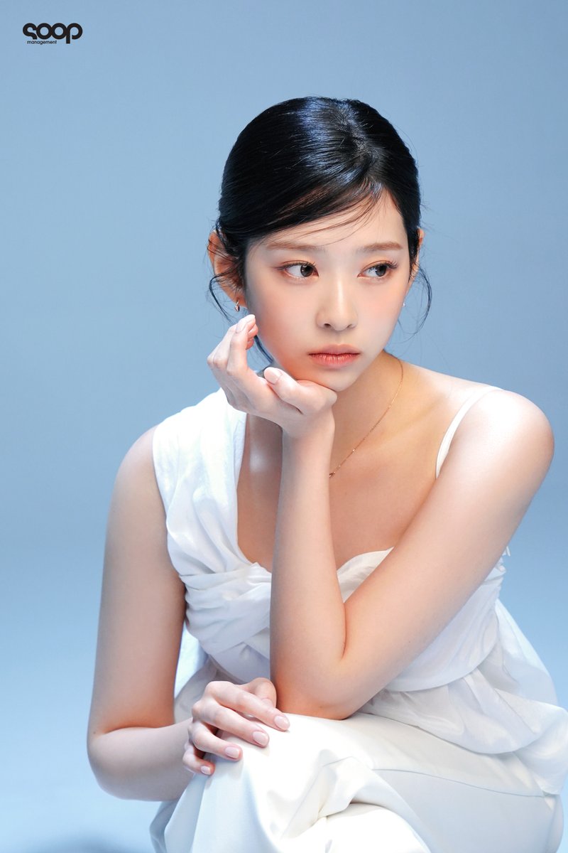 soop_ent's tweet photo. 。　♡ 。　　♡。　　♡
♡。　＼　　｜　　／。　♡
　  김민주 영원히 사랑해
♡。　／　　｜　　＼。　♡
。　♡。 　　。　　♡。 https://t.co/3nv8fZ2qct