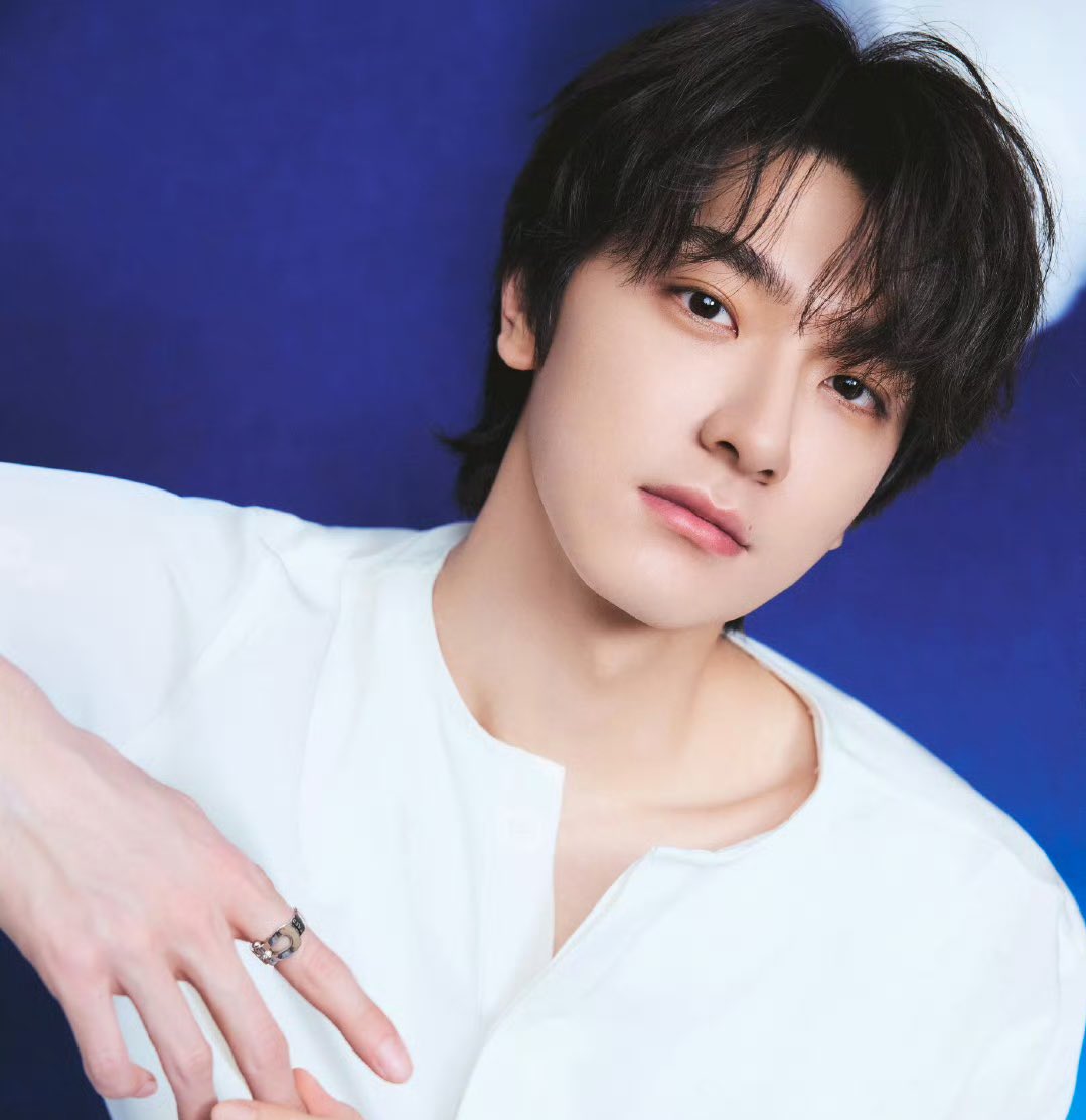 dramapotatoe's tweet photo. #LinYi shares new snaps

More - https://t.co/Psz0owSyoE https://t.co/7QA0a52r6H