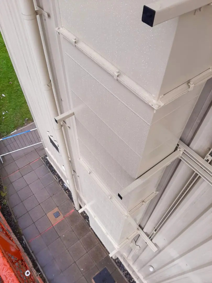 Featured #Casestudy
An Installation of supply vent and louver relocation, with bespoke colour match, in line with the building colour scheme.

Find out more at hlaservices.co.uk/case-studies/c…