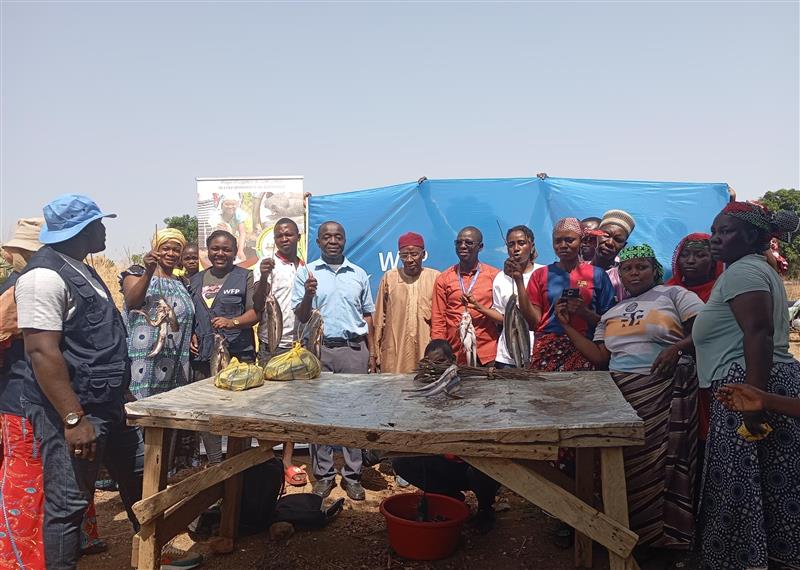 WFP Cameroon (@wfp_cameroon) on Twitter photo #Cameroon 🇨🇲
Thanks to the #PULCCA project funded by the Gov't of 🇨🇲 and <a href="/WorldBank/">World Bank</a>, <a href="/WFP/">World Food Programme</a> empowered communities in Gab Gabdo, Adamawa region, by providing fish farming skills 🐟 in November 2024.
Six months later, their harvests allow them to feed their families and sell fish #Cameroon 🇨🇲
Thanks to the #PULCCA project funded by the Gov't of 🇨🇲 and <a href="/WorldBank/">World Bank</a>, <a href="/WFP/">World Food Programme</a> empowered communities in Gab Gabdo, Adamawa region, by providing fish farming skills 🐟 in November 2024.
Six months later, their harvests allow them to feed their families and sell fish