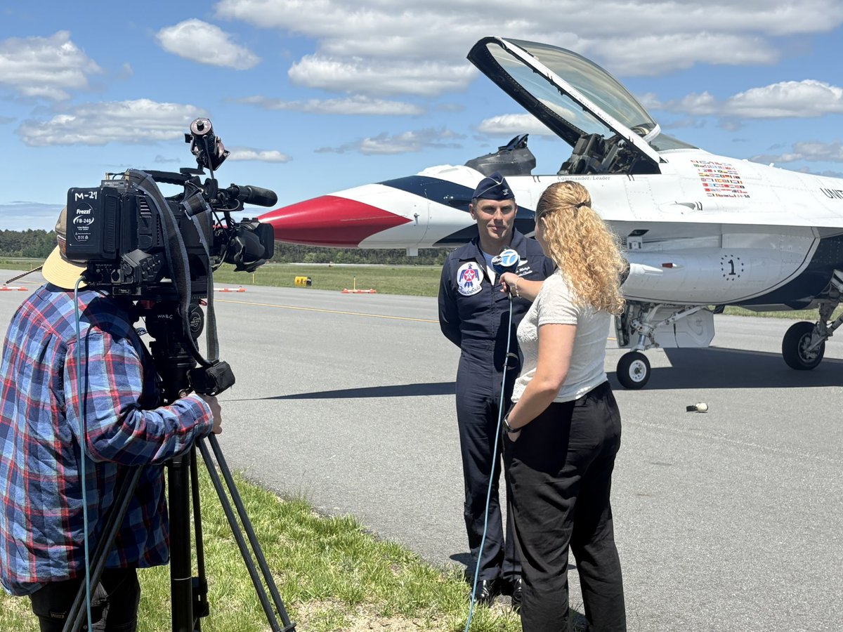 Epoch5PR's tweet photo. Epoch 5 is thrilled to kick off Memorial Day Week with the arrival of the U.S. Air Force Thunderbirds at McArthur Airport today! Stay tuned for more from the FourLeaf Air Show at Jones Beach this weekend! 

#memorialday #airshow #summerkickoff #longisland #PublicRelations https://t.co/JE3z9mfW9L