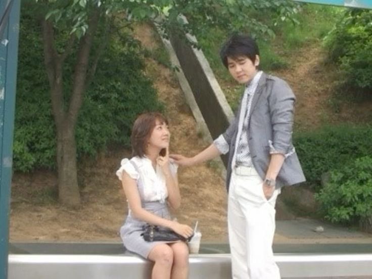 뾰 tweet media