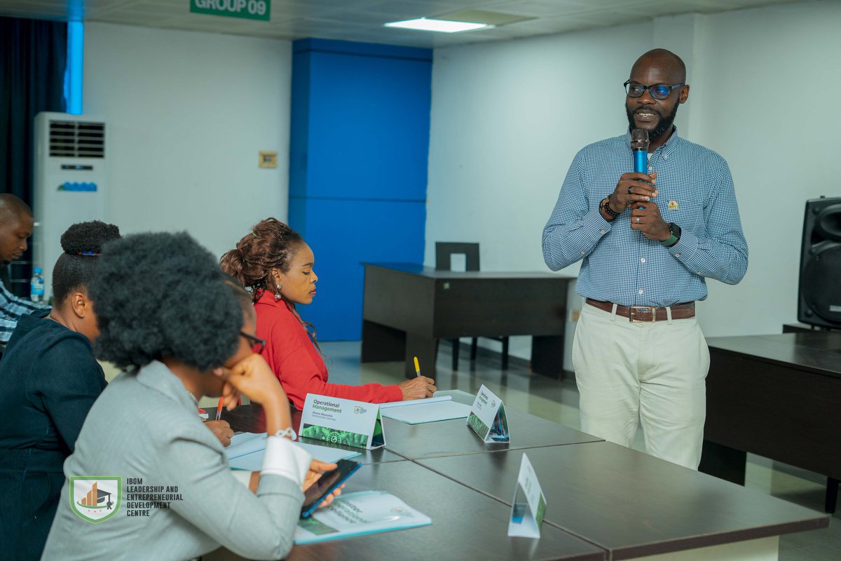 eyenaks's tweet photo. Problem solving and decision-making are right at the heart of what keeps any business running smoothly.

At the Ibom-LED Operational Management Training, I led a session on Problem Solving and decision-making. https://t.co/A45EUlfgLr