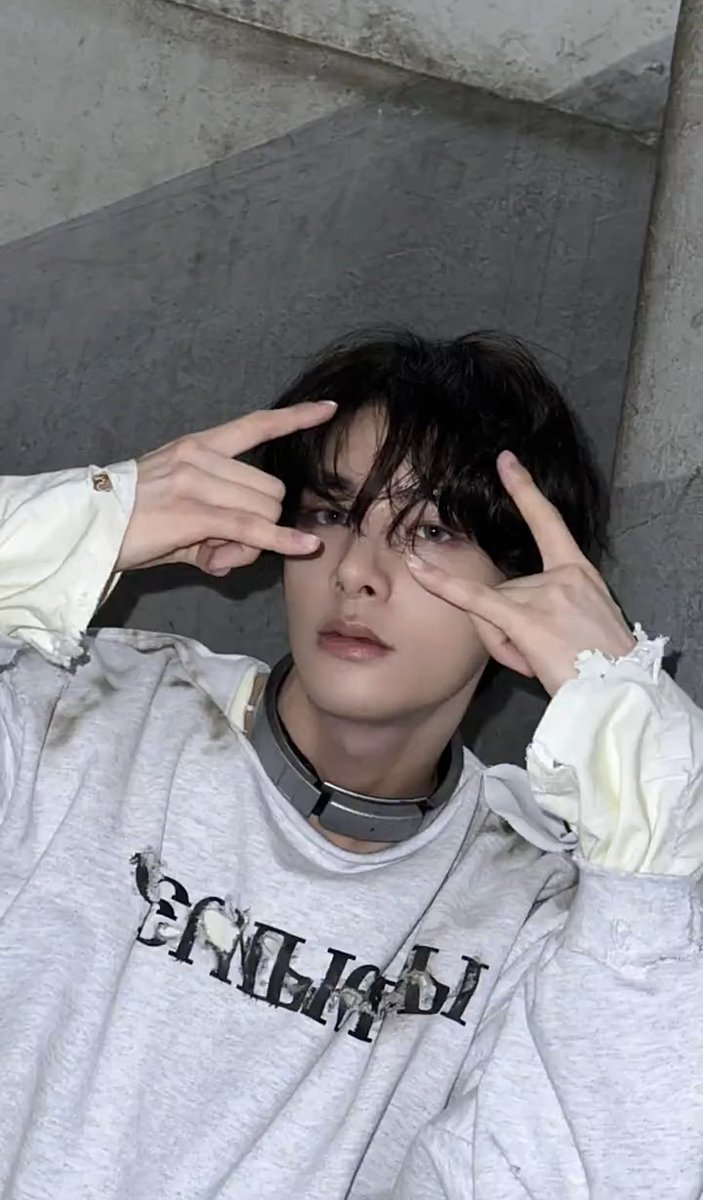 sjydaiIy's tweet image. he’s so fine #JAKE #제이크