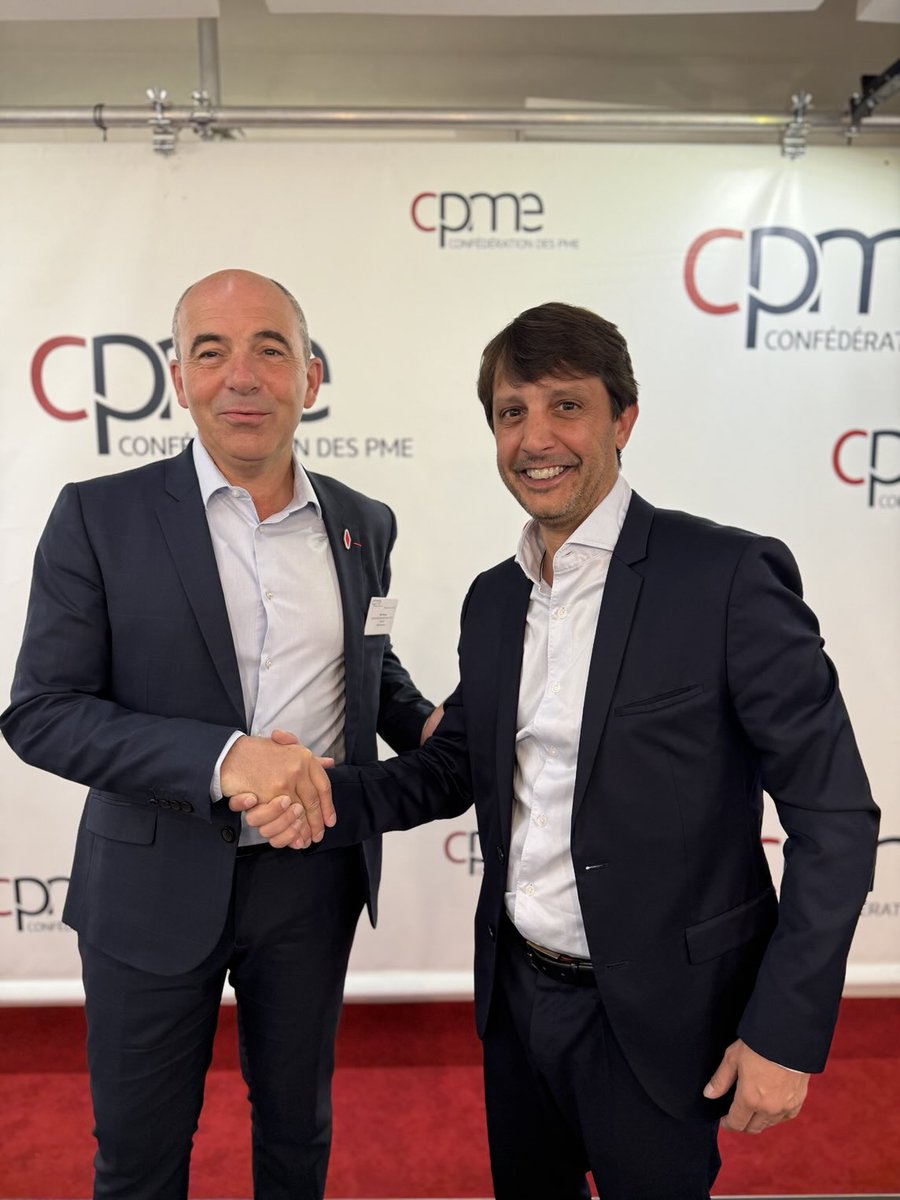 ⁦<a href="/PHILIPPECOY/">Philippe Coy 🇺🇦</a>⁩ , Pdt ⁦<a href="/LesBuralistes/">Les Buralistes</a>⁩ est élu Pdt de la section commerce ⁦<a href="/CPMEnationale/">CPME</a>⁩ . Il succède à ⁦<a href="/Xavier_Douais/">Xavier Douais</a>⁩ qui prend d’autres fonctions au sein de la gouvernance nationale. Merci à eux de leur engagement.