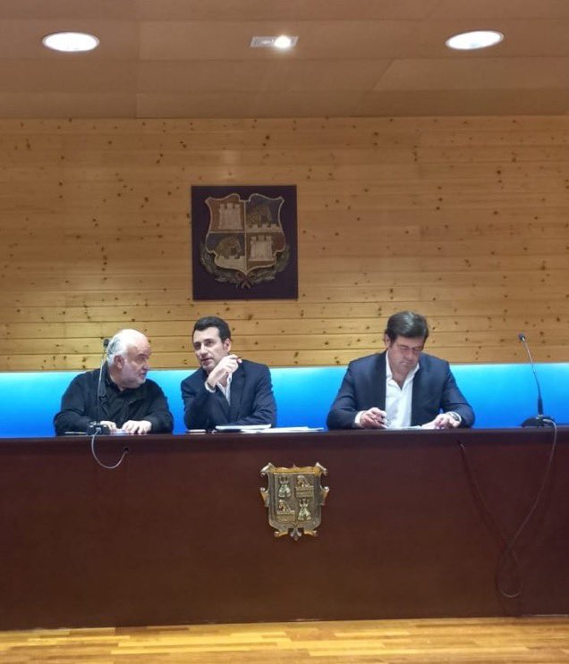 CyLCAE (@cylcae_org) on Twitter photo El Relevo Social, una estrategia clave para preservar el trejido empresarial, se presenta en Medina de Rioseco como política publica de futuro
<a href="/AytoRioseco/">Medina de Rioseco</a>
cylcae.org/wp-content/upl… El Relevo Social, una estrategia clave para preservar el trejido empresarial, se presenta en Medina de Rioseco como política publica de futuro
<a href="/AytoRioseco/">Medina de Rioseco</a>
cylcae.org/wp-content/upl…