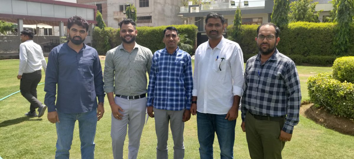 nkchoudhary0691's tweet image. कंप्यूटर अनुदेशको का प्रदेश स्तरीय अधिवेशन सम्पन्न ✍️
1. कैडर विस्तार करें 
2. वेतन विसंगति दूर करें
3. प्रत्येक ग्राम पंचायत स्तर पर कंप्यूटर विज्ञान ऐच्छिक विषय शुरू करें
4. कक्षा 9 से 12 तक कंप्यूटर की पुस्तकें उपलब्ध करवाएं @madandilawar @vinodmittal9  @pantlp  @BhajanlalBjp