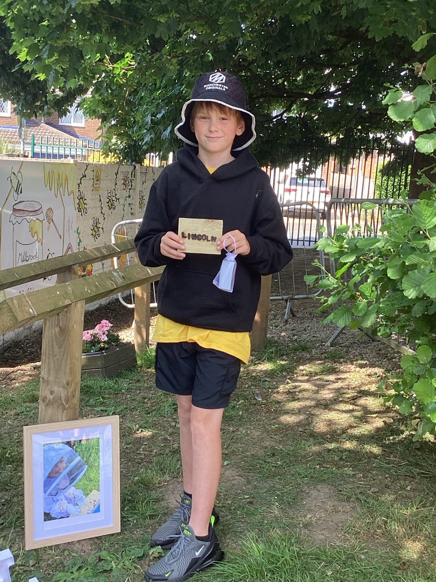 Millbrook Primary (@millbrookwigan_) on Twitter photo On World Bee Day we launched our new hive āLincolnās Hiveā ā¦<a href="/CostainGroup/">Costain Group</a>ā© ā¦<a href="/britishbee/">BBKA</a>ā© ā¦<a href="/ShevCommunity/">Shevington Community</a>ā© On World Bee Day we launched our new hive āLincolnās Hiveā ā¦<a href="/CostainGroup/">Costain Group</a>ā© ā¦<a href="/britishbee/">BBKA</a>ā© ā¦<a href="/ShevCommunity/">Shevington Community</a>ā©