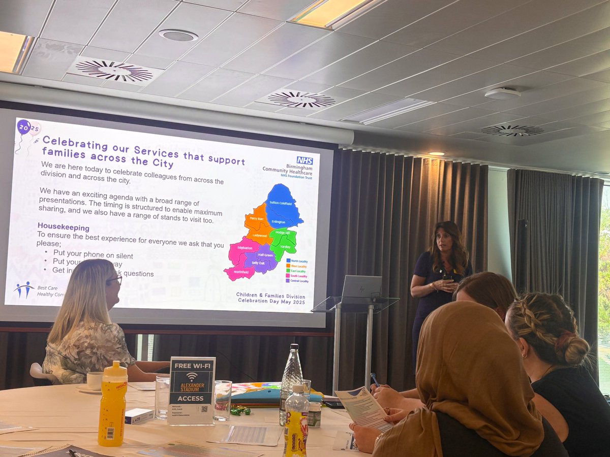 Louise Tomkinson tweet media