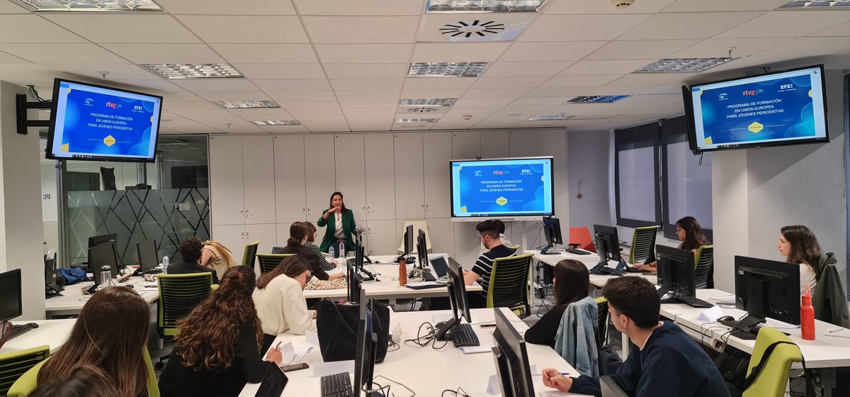 EFE Escuela (@efeescuela) on Twitter photo María Andrés, directora de <a href="/Europarl_ES/">Parlamento Europeo en España</a>, ha disertado sobre la UE, "campo de batalla del tablero internacional con la desinformación como arma", en la V edición del programa "Aprende a contar Europa", impulsado por <a href="/EFEnoticias/">EFE Noticias</a>, a través de <a href="/EFEescuela/">EFE Escuela</a>, <a href="/RTVEin/">RTVE Instituto</a> y <a href="/Europarl_ES/">Parlamento Europeo en España</a> . María Andrés, directora de <a href="/Europarl_ES/">Parlamento Europeo en España</a>, ha disertado sobre la UE, "campo de batalla del tablero internacional con la desinformación como arma", en la V edición del programa "Aprende a contar Europa", impulsado por <a href="/EFEnoticias/">EFE Noticias</a>, a través de <a href="/EFEescuela/">EFE Escuela</a>, <a href="/RTVEin/">RTVE Instituto</a> y <a href="/Europarl_ES/">Parlamento Europeo en España</a> .
