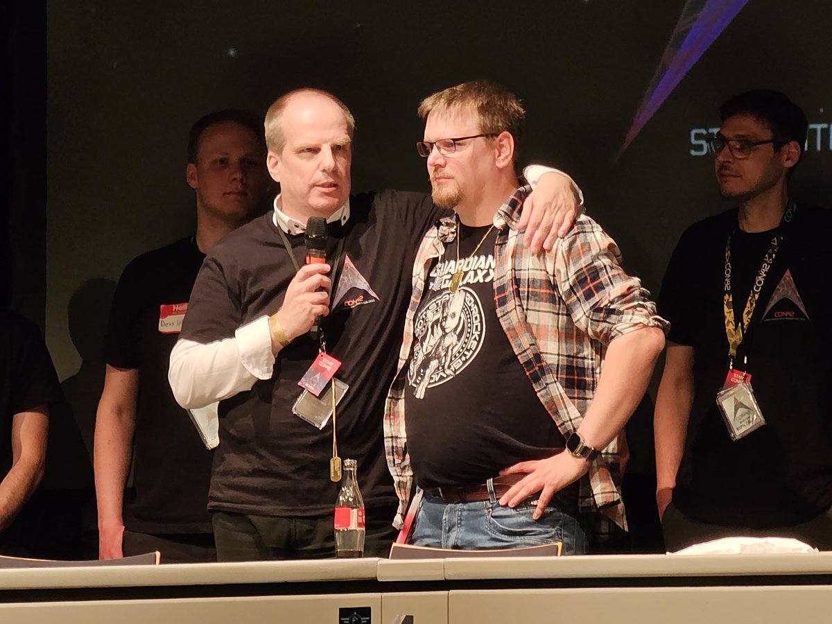 Ulinator tweet media