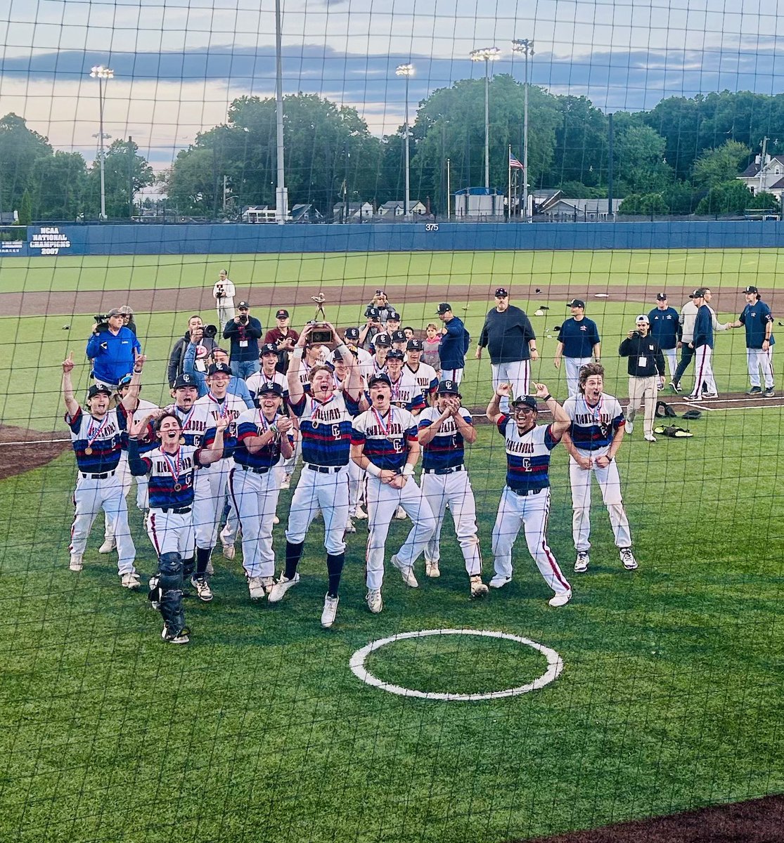 Anthony DeNora tweet media