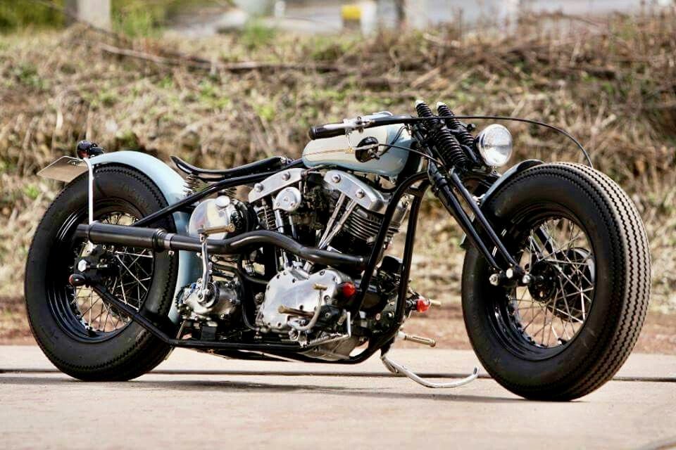 Gorgeous Shovelhead 🩵