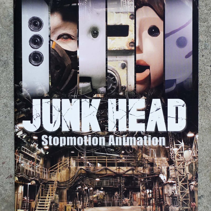 YamikenStudio's tweet photo. #JUNKHEAD 📢

ずっと弊社 #YAMIKENstore(Amazon通販出店含)にて欠品中で、度々お問い合わせやリクエストさんを頂いていた #JUNKHEADパンフレット 📚

なんと‼️👀
今回6/6(金)から奇跡のリバイバルご上映さんをしてくださる劇場さまで、ご委託販売としてお取り扱い頂けることになりました✨😆👍

各劇場さま、本当に本当にありがとうございますm(__)m

やっぱり映画とパンフレットはセットさんですよねw🍿🎥📗🤗

今度こそ！！
JH沼民さまの必須アイテム✨✨
#JUNKHEADパンフレット 🍄
お買い逃しなく🤖🌀

※#YAMIKENstore(Amazon通販出店含) での再販はしばらくあとになります🙇‍♀️

6/6(金)より順次ご上映の劇場さまのおっきなスクリーン&音響さんで映画 #JUNKHEAD 🎥
ぜひぜひお楽しみ下さいませ 🎞️📣
何卒宜しくお願い致します🙏���

ご上映劇場さま情報は↓のリンクさんよりチェックチェック🤗
https://t.co/KYbMH5XLJV