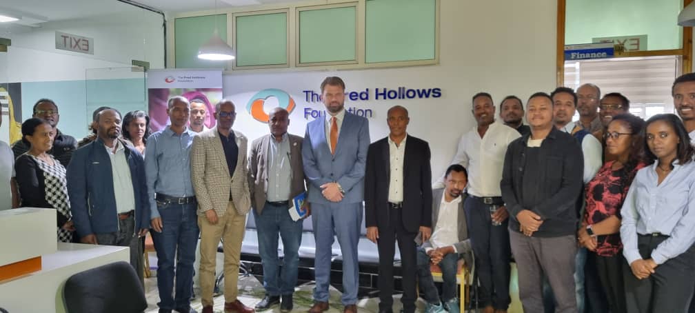 Australian Embassy, Ethiopia (@ausembet) on Twitter photo Australian Ambassador-designate, Dr. Peter Hunter had the pleasure of meeting staff from the <a href="/FredHollows/">Fred Hollows</a>.
🇦🇺 is a proud partner of the <a href="/FredHollows/">Fred Hollows</a> in supporting their work in ending avoidable blindness and ensuring everyone has access to quality eye health. Australian Ambassador-designate, Dr. Peter Hunter had the pleasure of meeting staff from the <a href="/FredHollows/">Fred Hollows</a>.
🇦🇺 is a proud partner of the <a href="/FredHollows/">Fred Hollows</a> in supporting their work in ending avoidable blindness and ensuring everyone has access to quality eye health.