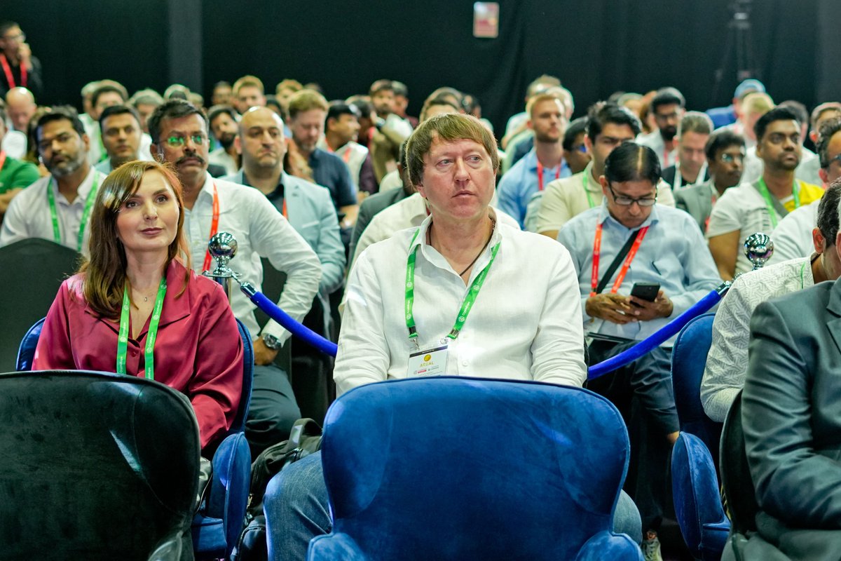 Crypto Expo (@thecryptoexpo) on Twitter photo ๐ฅ ๐๐โ๐ซ๐ ๐๐๐๐ ๐๐ซ๐จ๐ฆ ๐๐ซ๐ฒ๐ฉ๐ญ๐จ ๐๐ฑ๐ฉ๐จ ๐๐ฎ๐๐๐ข ๐๐๐๐!
The energy is electric, the hall is alive, and the future of crypto is unfolding right before our eyes! ๐โจ
From buzzing exhibitor booths to powerful networking moments, the vibes inside Hall 8 are ๐ฅ ๐๐โ๐ซ๐ ๐๐๐๐ ๐๐ซ๐จ๐ฆ ๐๐ซ๐ฒ๐ฉ๐ญ๐จ ๐๐ฑ๐ฉ๐จ ๐๐ฎ๐๐๐ข ๐๐๐๐!
The energy is electric, the hall is alive, and the future of crypto is unfolding right before our eyes! ๐โจ
From buzzing exhibitor booths to powerful networking moments, the vibes inside Hall 8 are